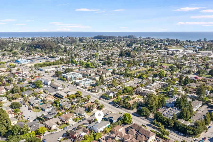 1727 Foster Court, Santa Cruz, CA 95062 - #3