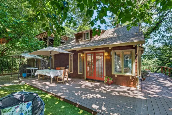 21550 Locust Drive, Los Gatos, CA 95033