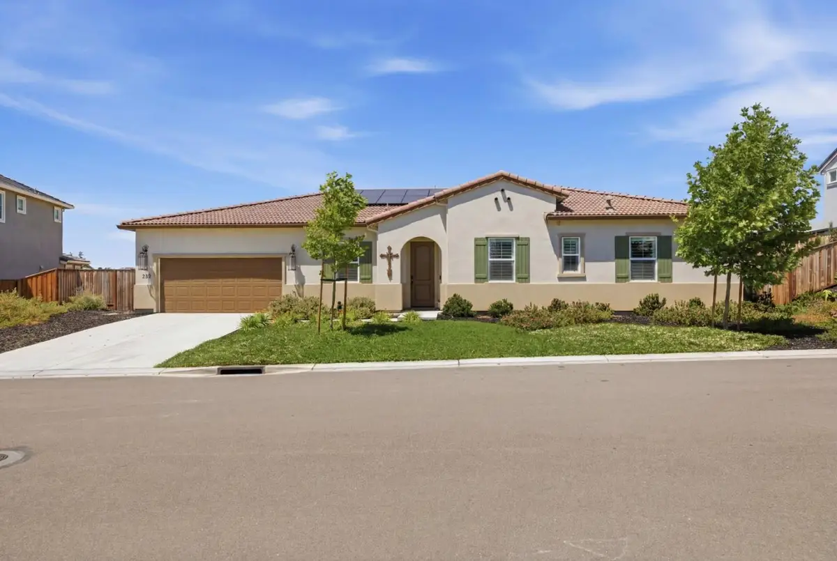 283 Vienna Way, Hollister, CA 95023 - #1
