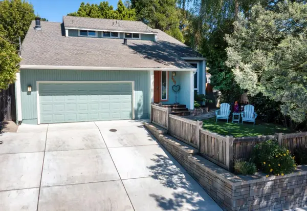 525 Clubhouse Drive, Aptos, CA 95003
