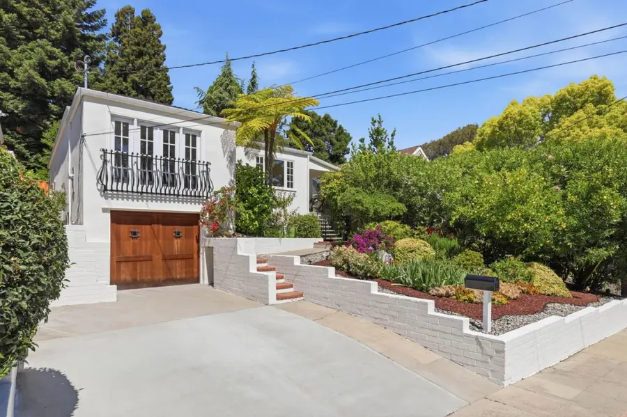 32 Beverly Drive, San Carlos, CA 94070 - #2
