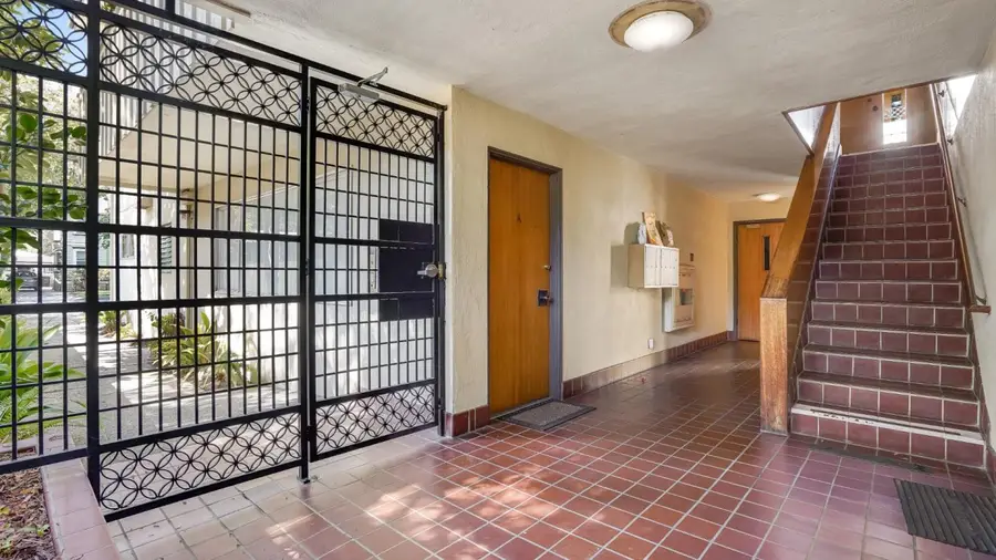 518 Everett Avenue  #A, Palo Alto, CA 94301 - #3