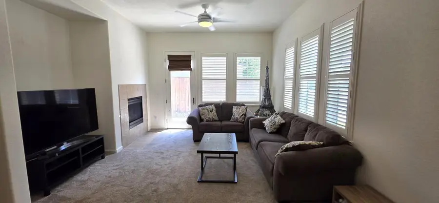 9403 Vintner Circle, Patterson, CA 95363 - #3