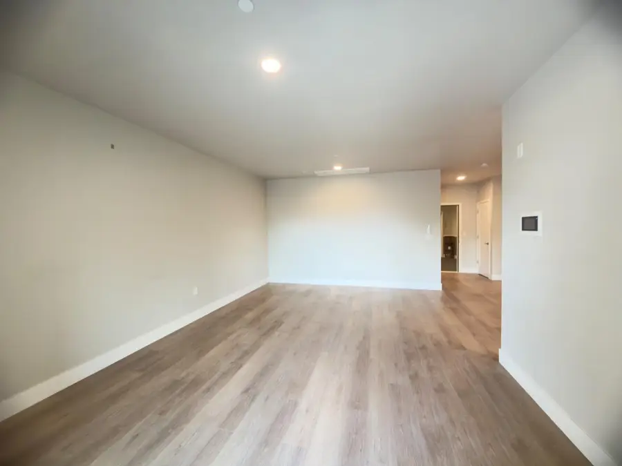 400 San Benito  #203, Hollister, CA 95023 - #3