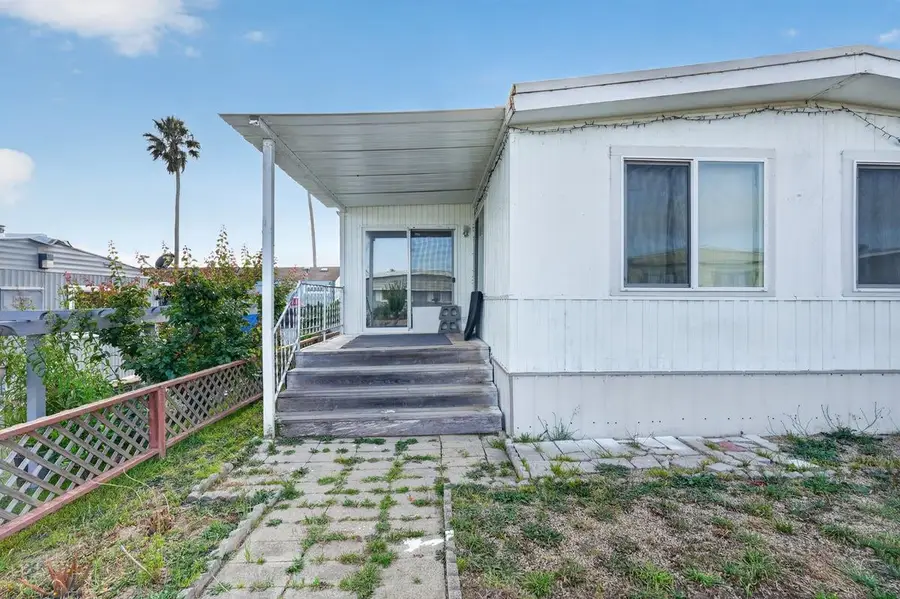 255 E Bolivar, Salinas, CA 93906 - #3