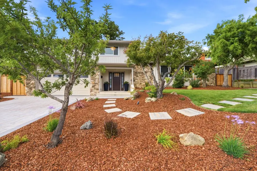 2740 Comstock Circle, Belmont, CA 94002 - #2