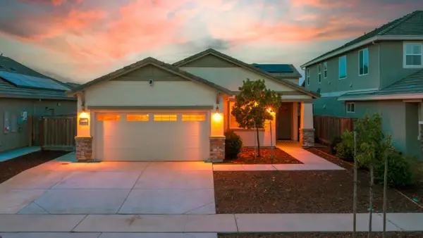 9584 Del Seis Drive, SACRAMENTO, CA 95829