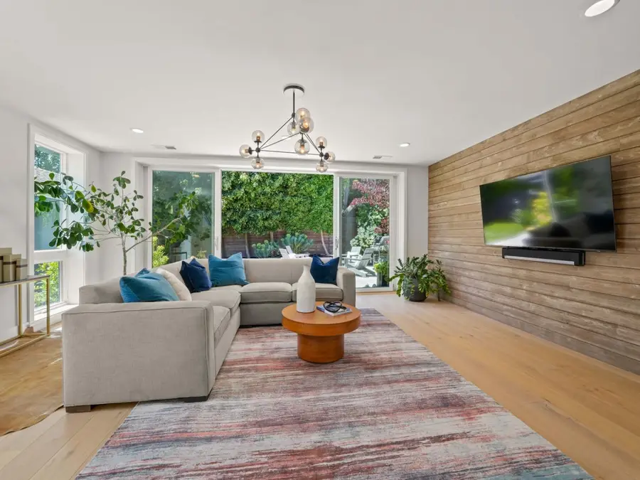 1361 Vancouver Avenue, Burlingame, CA 94010 - #2