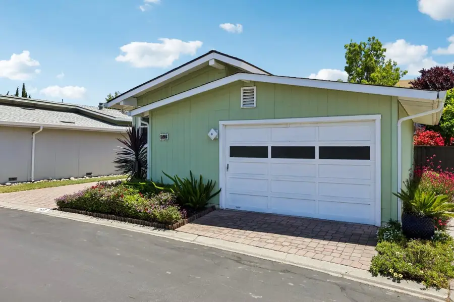 417 Mill Pond Drive, San Jose, CA 95125 - #2