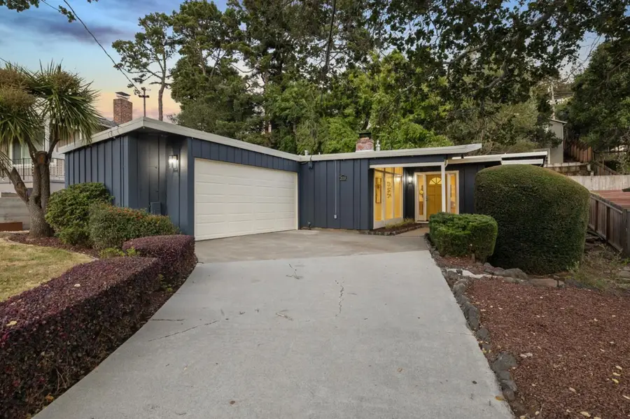 2019 Mezes Avenue, Belmont, CA 94002 - #2