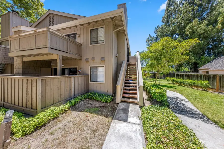 5691 Makati Circle  #G, San Jose, CA 95123 - #2