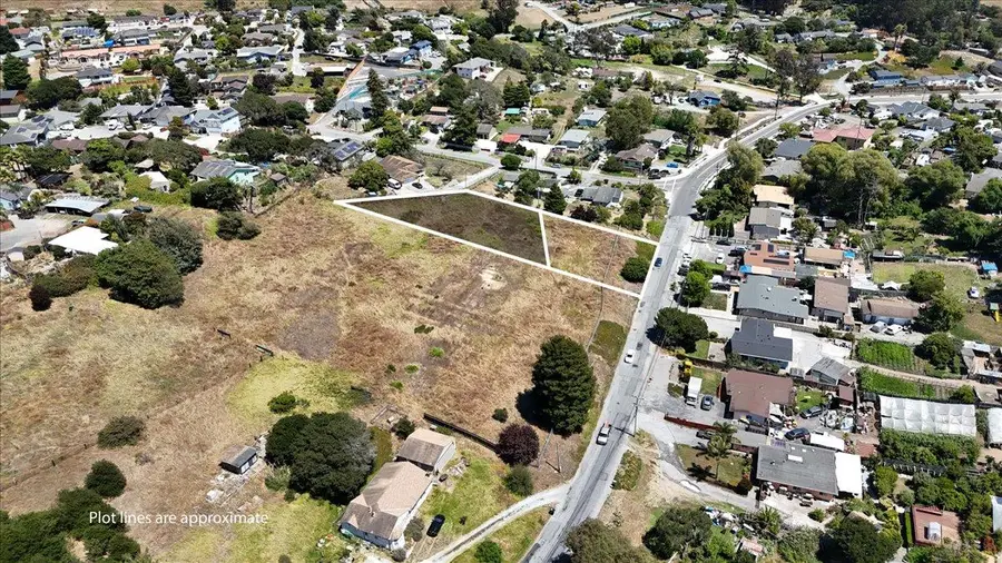 13 Thomas Road, Royal Oaks, CA 95076 - #2