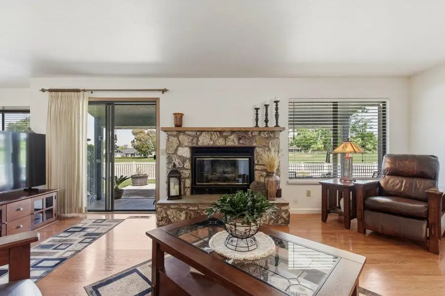 805 Ridgemark Drive, Hollister, CA 95023 - #3
