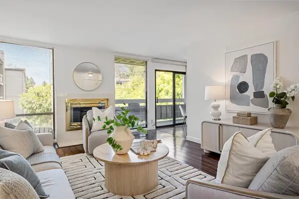 1051 Beach Park Boulevard  #209, FOSTER CITY, CA 94404