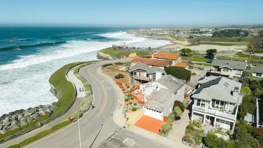2302 Cliff Drive, Santa Cruz, CA 95060 - #2