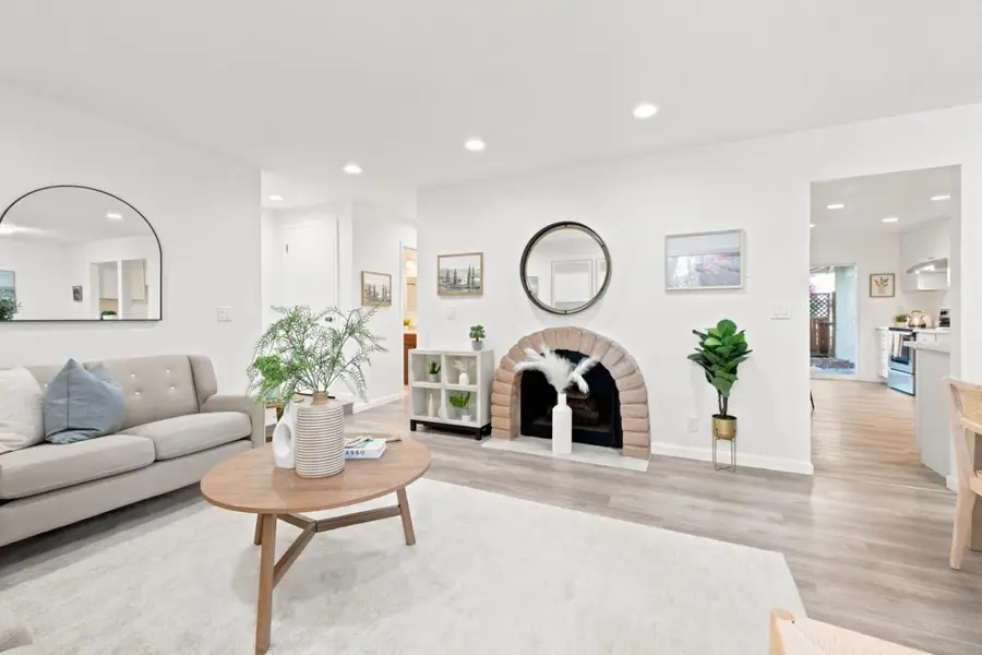 1052 Delna Manor Lane  #1052, San Jose, CA 95128 - #3