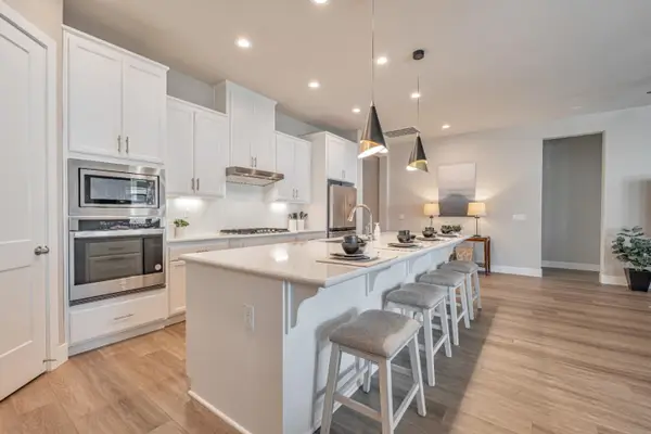 2408 Dilip Drive, Manteca, CA 95337
