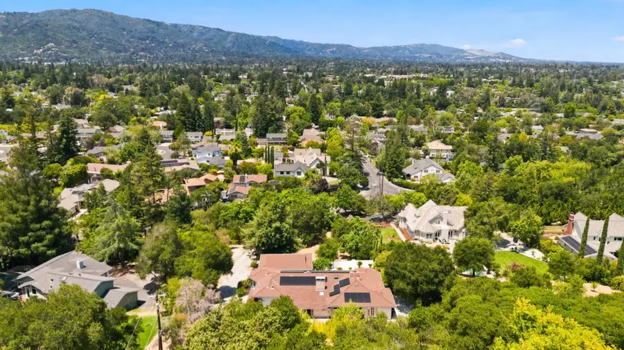 16057 Shannon Road, Los Gatos, CA 95032 - #3