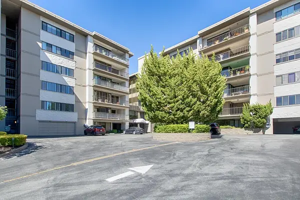 50 Mounds Road  #105, SAN MATEO, CA 94402