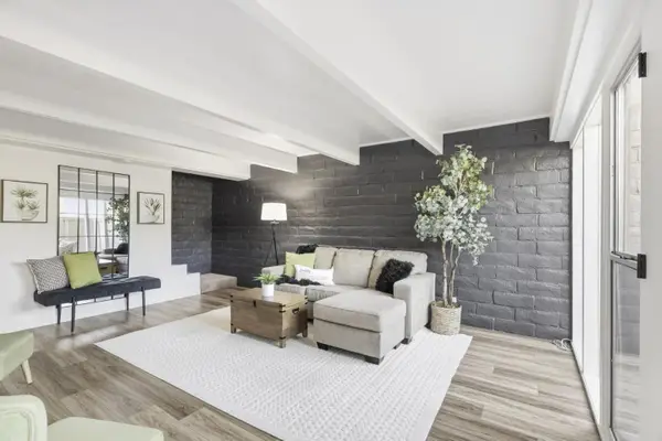 451 Dela Vina  #107, MONTEREY, CA 93940
