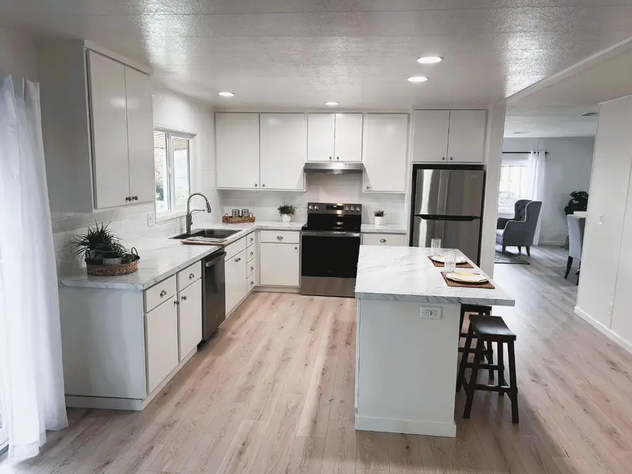 29496 Providence, Hayward, CA 94544 - #3
