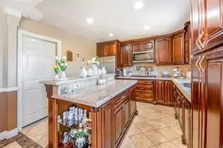 2293 Pruneridge Avenue, SANTA CLARA, CA 95050