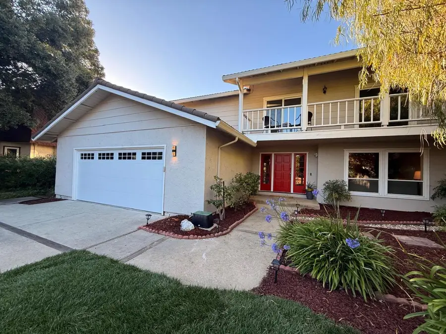 737 Ensign Way, Palo Alto, CA 94303 - #3