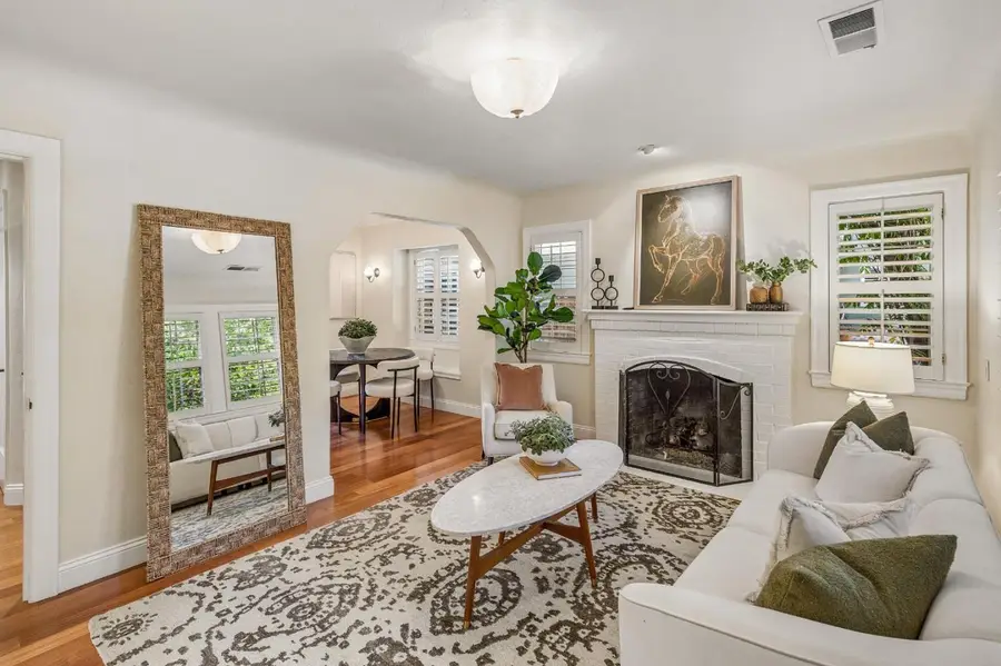Address Withheld By Seller, Menlo Park, CA 94025 - #3