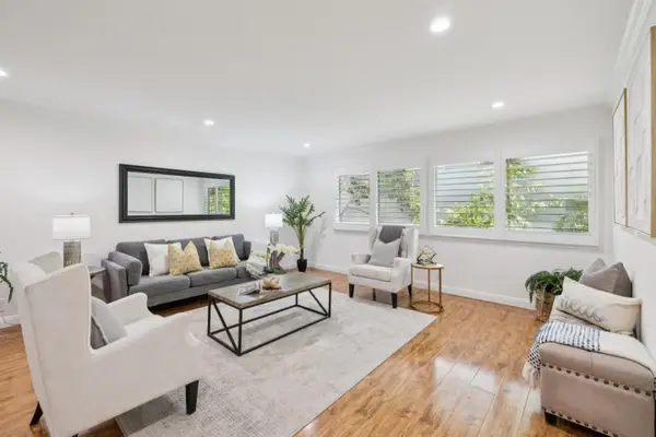 1121 Douglas Avenue  #302, BURLINGAME, CA 94010