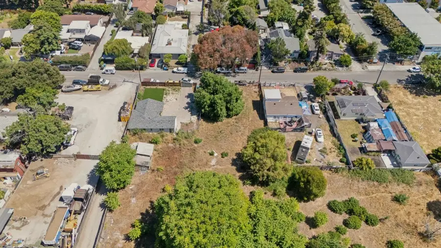 990 Garden Street, East Palo Alto, CA 94303 - #3