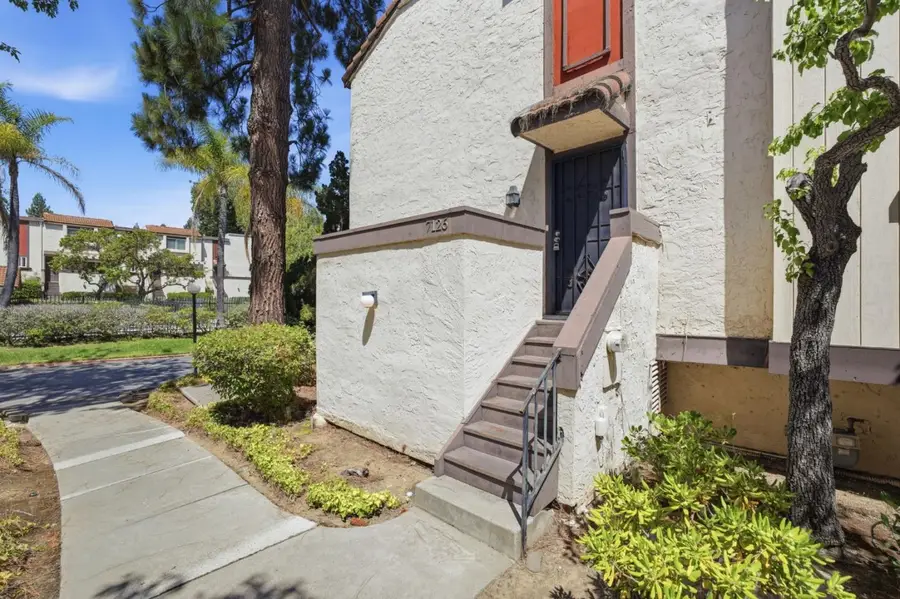 7126 Clarendon Street, San Jose, CA 95129 - #2