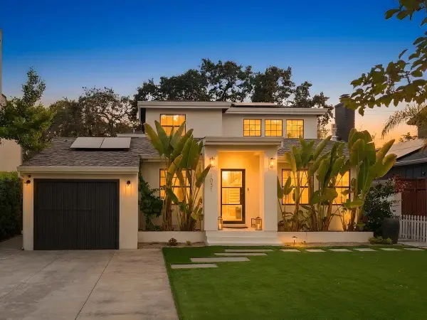 1031 Almanor Avenue, Menlo Park, CA 94025