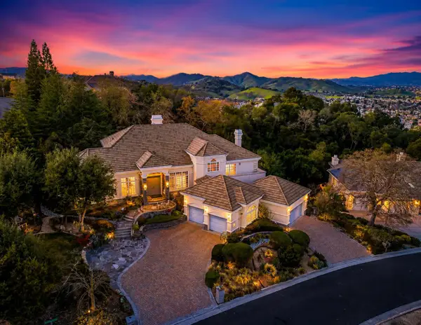 8451 Goldenrod Circle, Gilroy, CA 95020