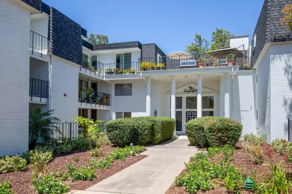 1943 Mount Vernon Court  #107, MOUNTAIN VIEW, CA 94040