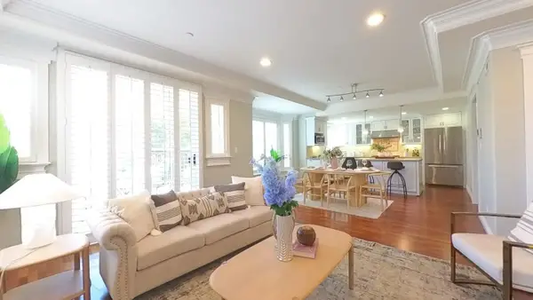 1226 El Camino Real  #201, Burlingame, CA 94010