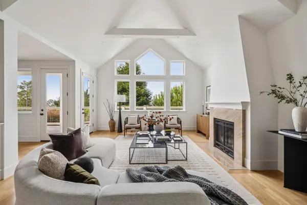 822 Columbus Street, EL GRANADA, CA 94018