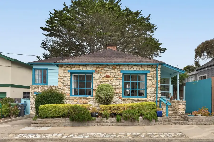 315 Cypress Avenue, Pacific Grove, CA 93950 - #2