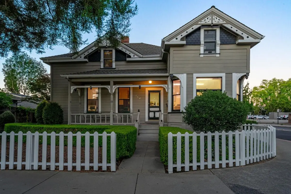 142 Central Avenue, Campbell, CA 95008 - #1