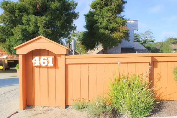 461 Dela Vina Avenue  #104, Monterey, CA 93940