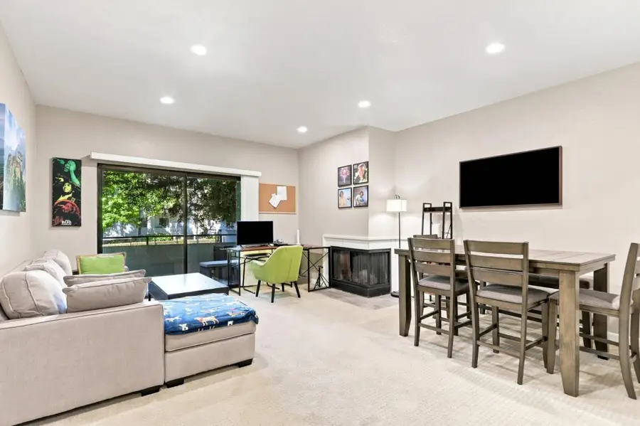 4671 Albany Circle  #109, San Jose, CA 95129 - #2