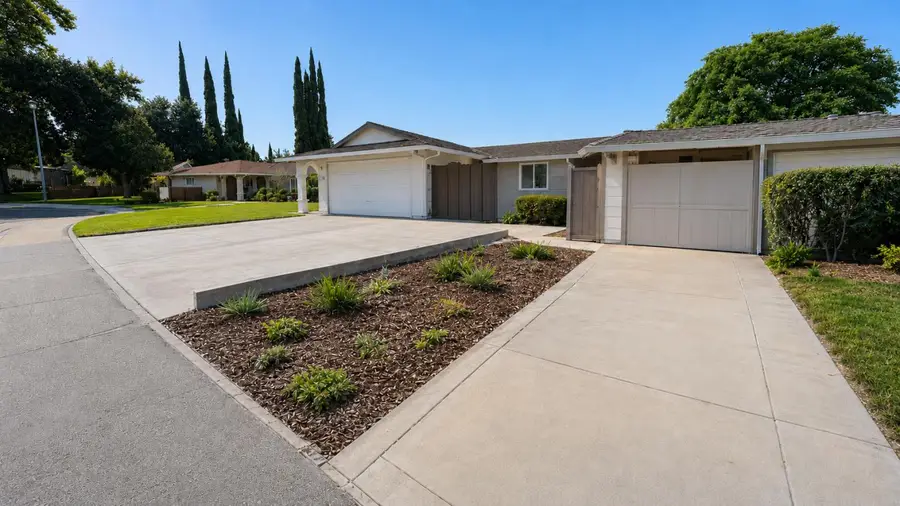 4720 Oak Ford Way, Sacramento, CA 95842 - #2