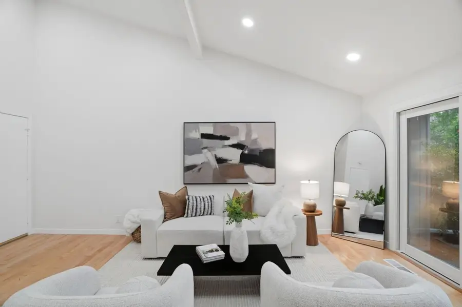 10977 Northseal Square, Cupertino, CA 95014 - #3