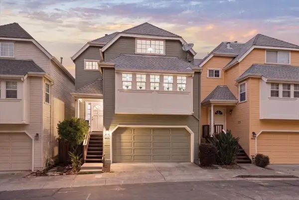 4431 Terrabella Way, OAKLAND, CA 94619