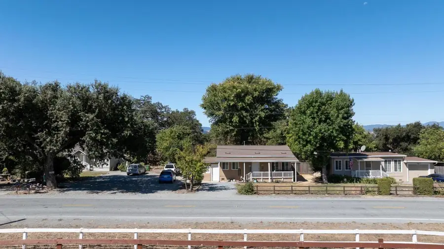 11705 Foothill Avenue, Gilroy, CA 95020 - #3