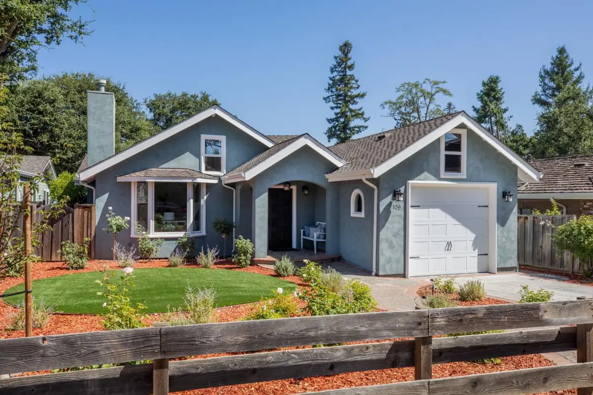 109 Lyell Street, Los Altos, CA 94022 - #1