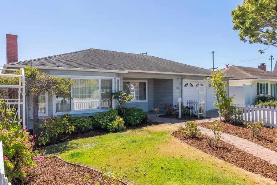208 Angelus Drive, Salinas, CA 93906 - #3