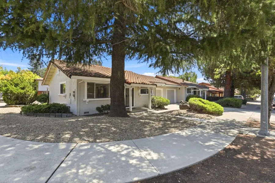 16990 Barnell Avenue, Morgan Hill, CA 95037 - #2