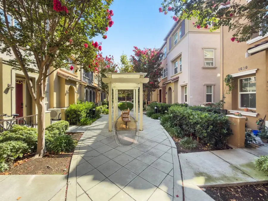 1520 Avina Circle  #1, Santa Clara, CA 95054 - #3