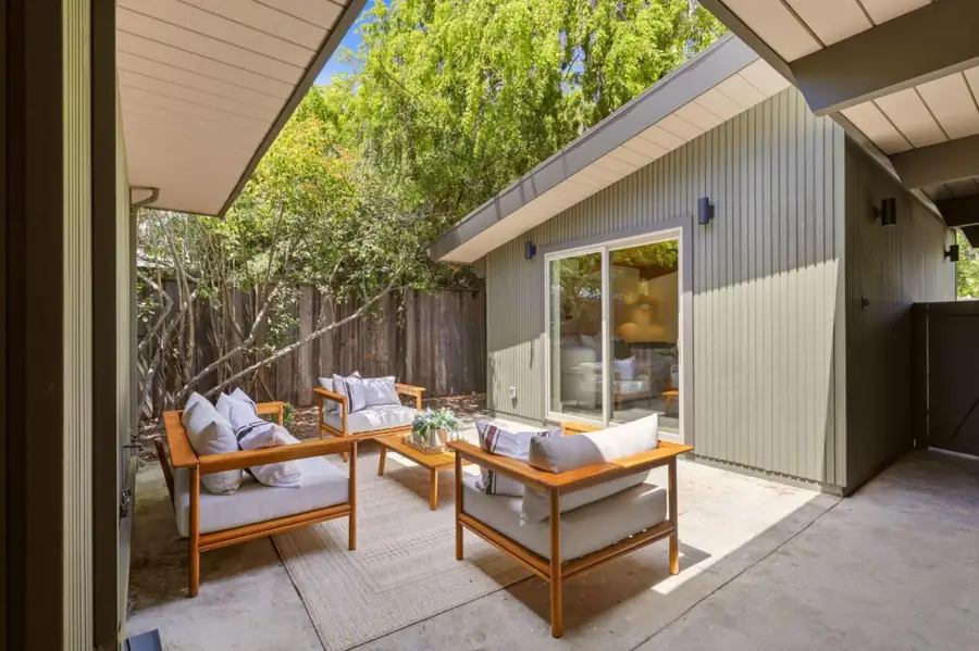 3705 Starr King Circle, Palo Alto, CA 94306 - #3