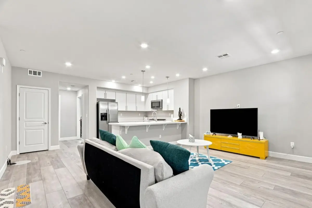 633 Clover Circle, Milpitas, CA 95035 - #1